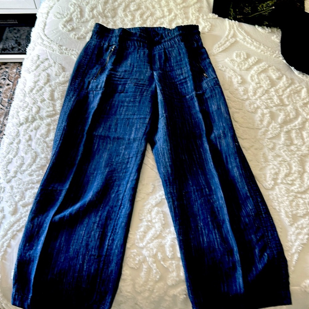 Athleta Mid Rise Wide Leg Linen Pant.